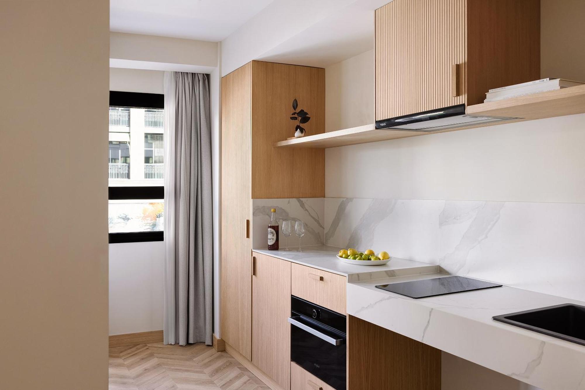 Sonder Sofia Aparthotel Madrid Bagian luar foto