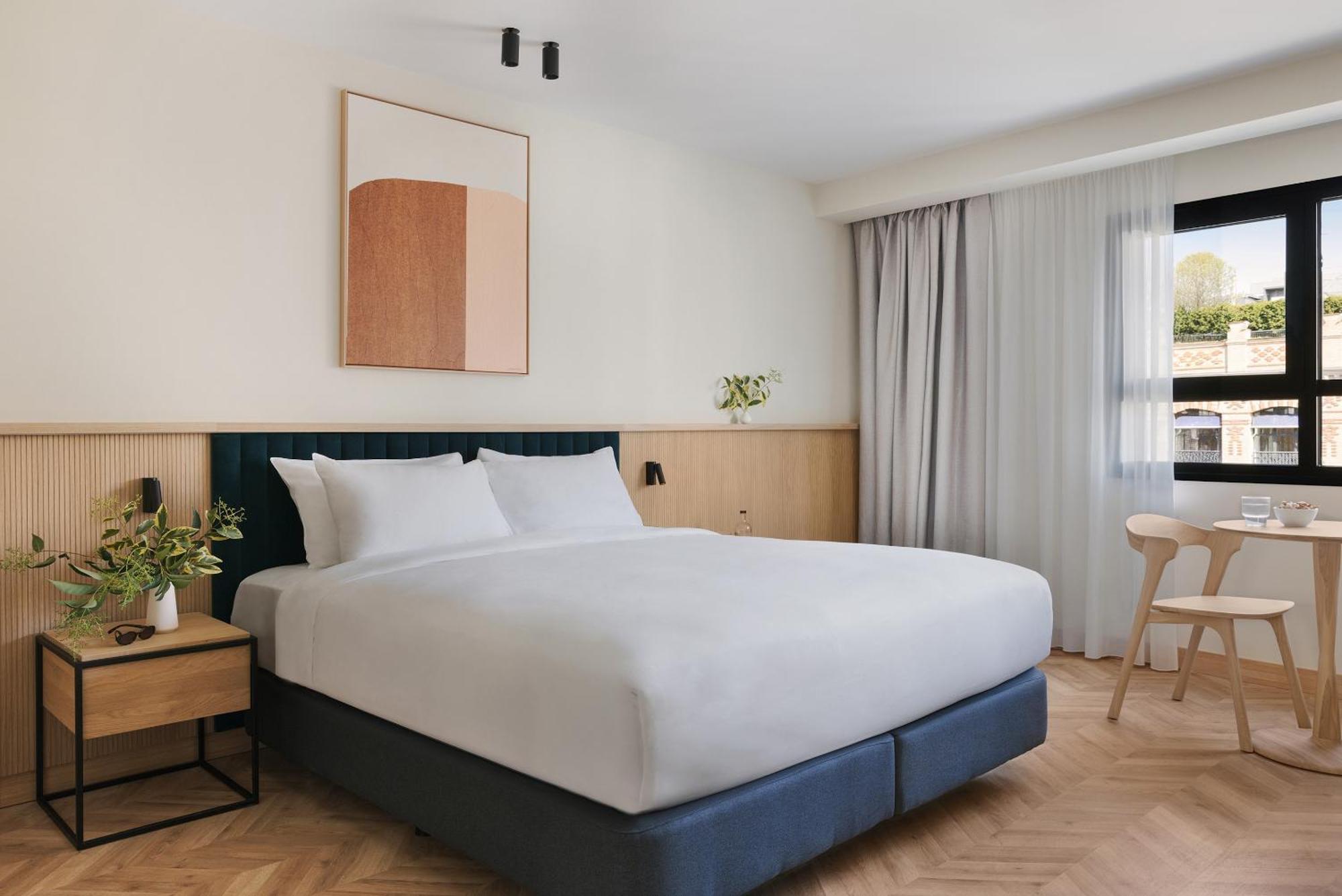 Sonder Sofia Aparthotel Madrid Bagian luar foto