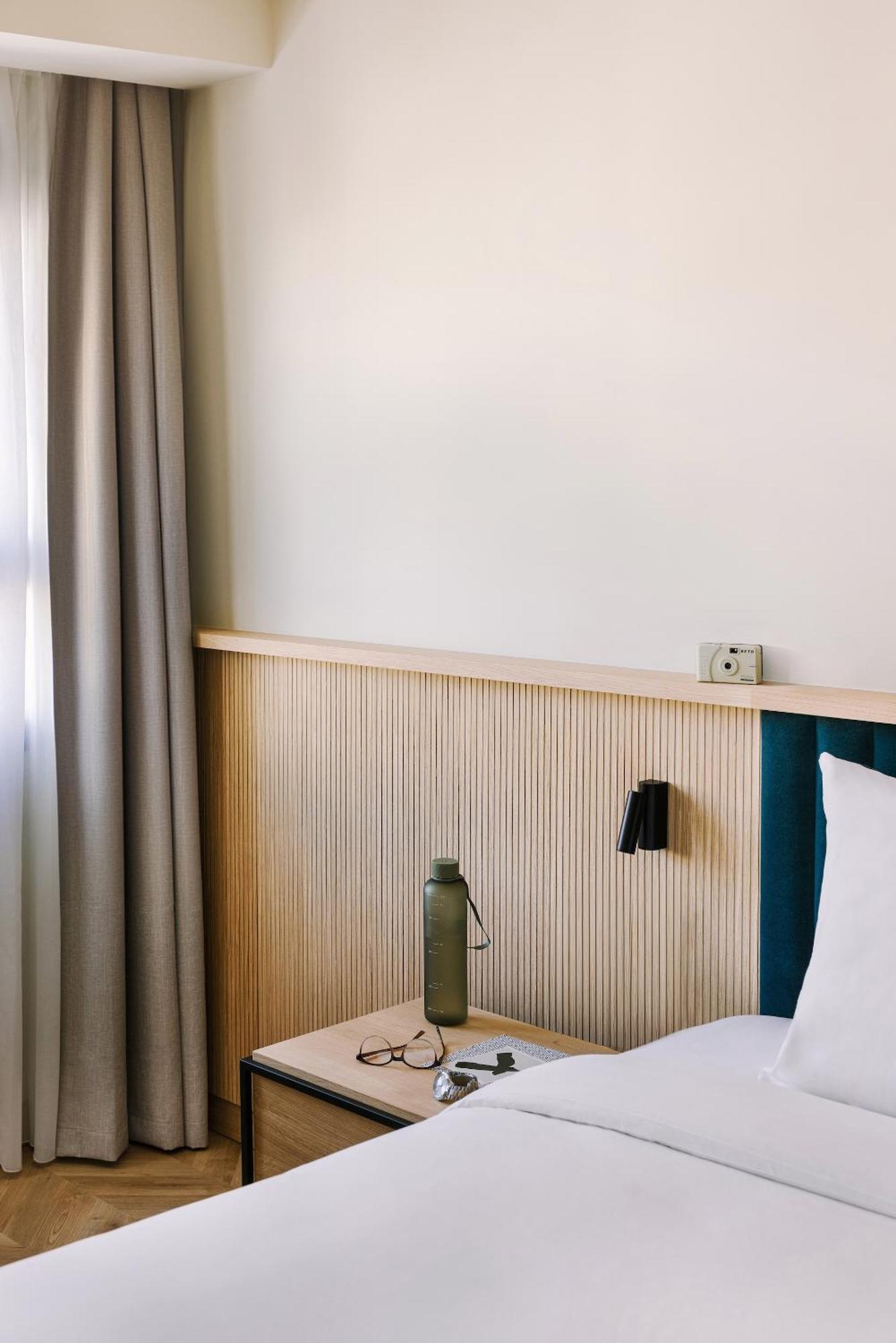 Sonder Sofia Aparthotel Madrid Ruang foto